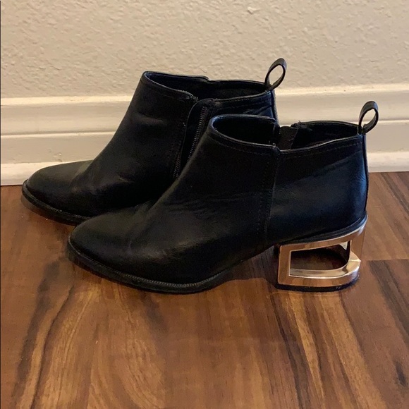 Forever 21 Shoes - ⚡️SALE⚡️ SOLD OUT Ankle boots